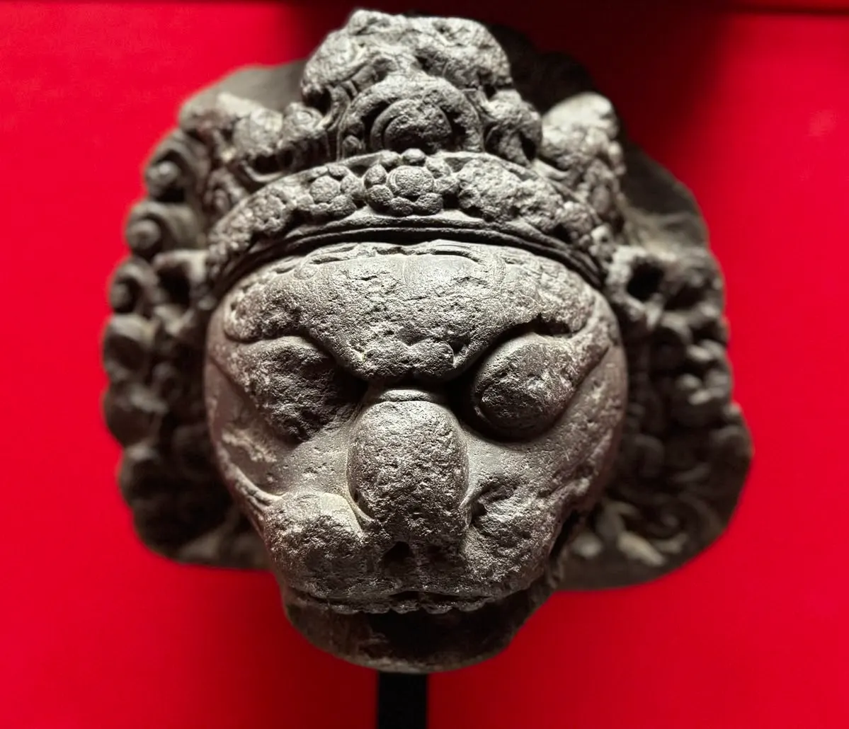 Head of Narasimha, stone, Kashmir, 800-850 CE, Ashmolean Museum, Oxford